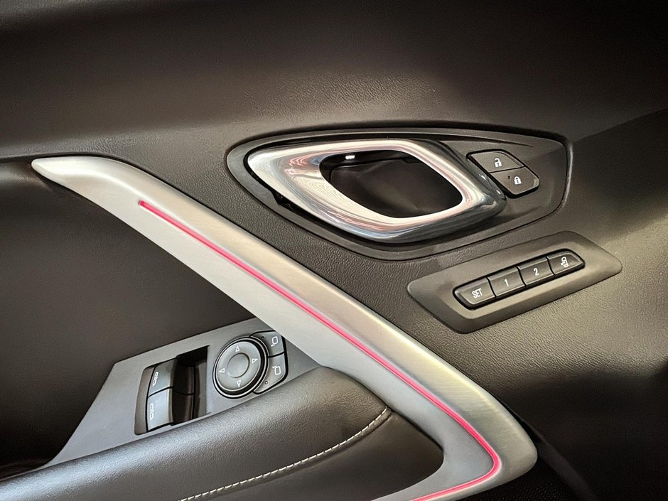 Chevrolet Camaro 2SS BORLA 6 VIT. MAN. TOIT CUIR BOSE GPS CARPLAY 2020-20