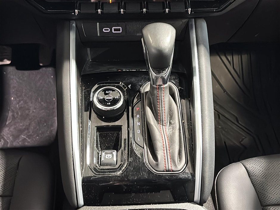 Chevrolet Colorado 4WD Z71 GPS CUIR CHAUFFANTS MAGS CAMERA 2024-17