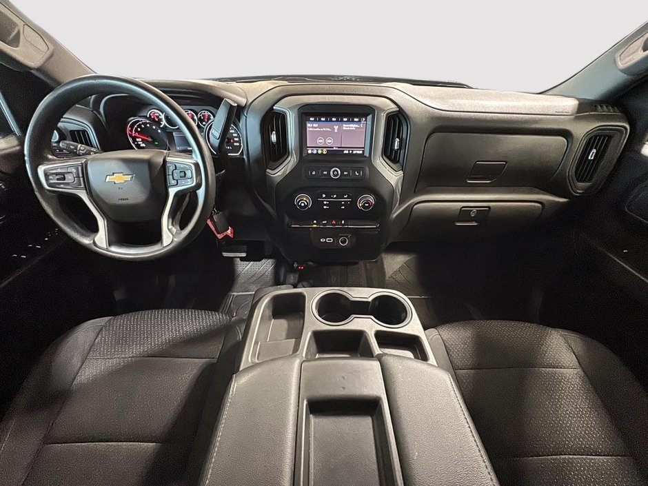 Chevrolet Silverado 1500 LTD CUSTOM 6 PLACES CARPLAY AIR CLIMATISE HITCH 2022-3