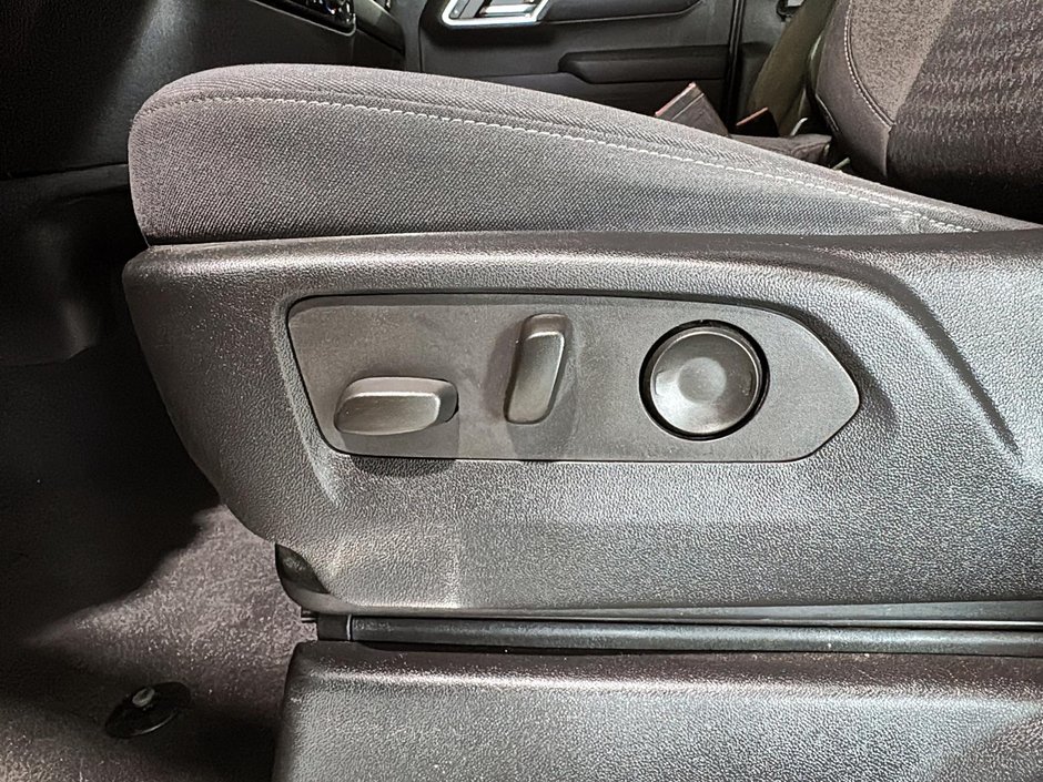 Chevrolet Silverado 1500 LT TRAIL BOSS ZZ1 GPS CARPLAY ACCES SANS CLE 2022-17