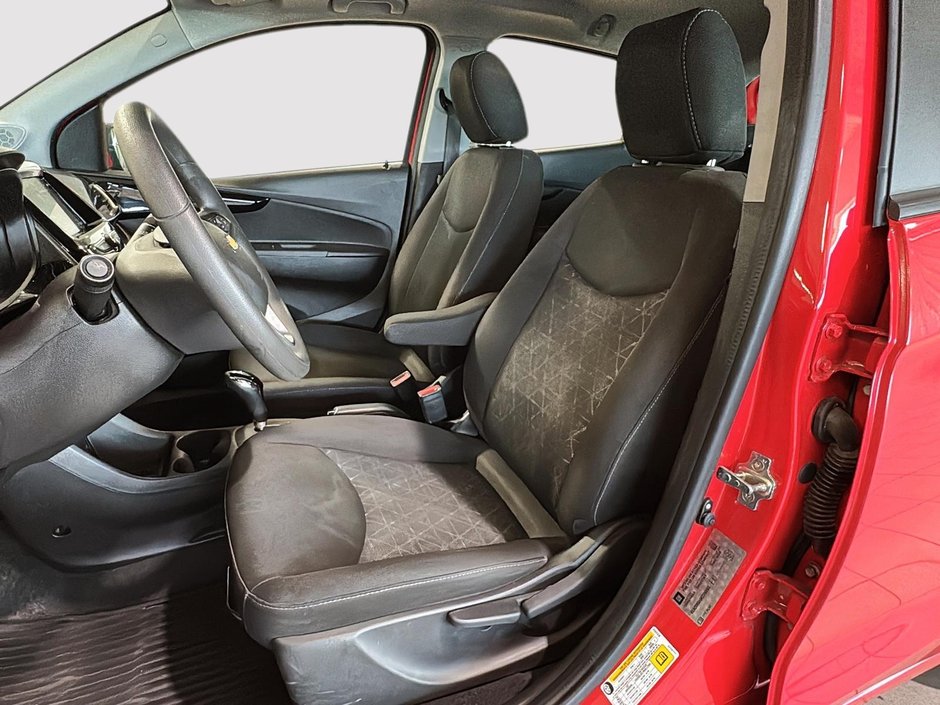 Chevrolet Spark BAS KM LT A/C CAMERA DE RECUL CARPLAY MAGS 2019-19