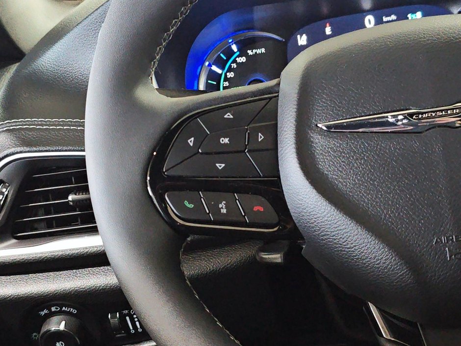 Chrysler Pacifica Hybrid LIMITED HYBRID PLUG TOIT CARPLAY 7 PLACES 2023-26