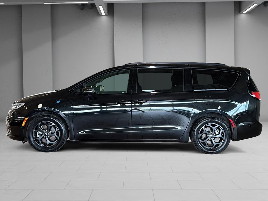 Chrysler Pacifica Hybrid HYBRID PLUG TOURING L CUIR CARPLAY GPS 2023-2