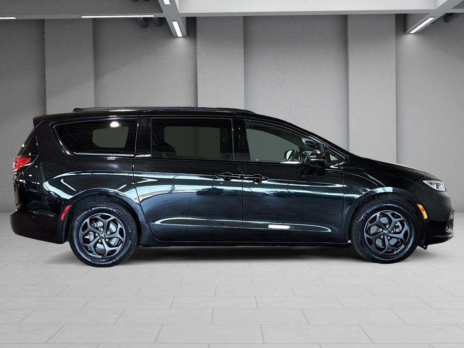 Chrysler Pacifica Hybrid HYBRID PLUG TOURING L CUIR CARPLAY GPS 2023-10