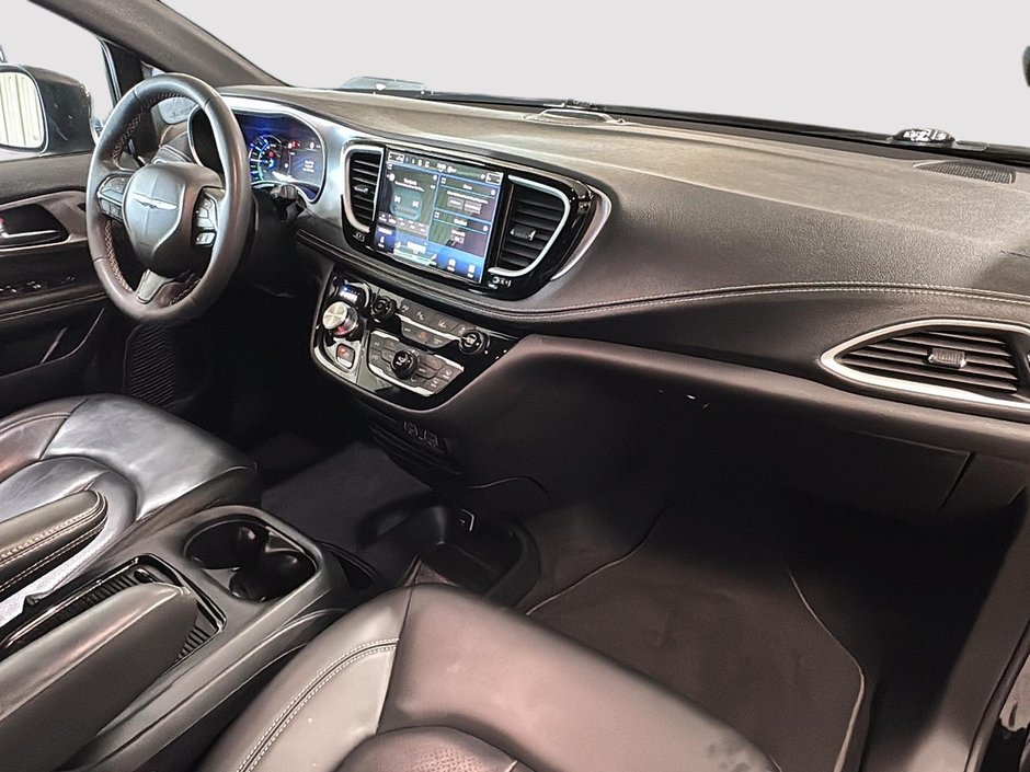 Chrysler Pacifica Hybrid HYBRID PLUG TOURING L CUIR CARPLAY GPS 2023-12