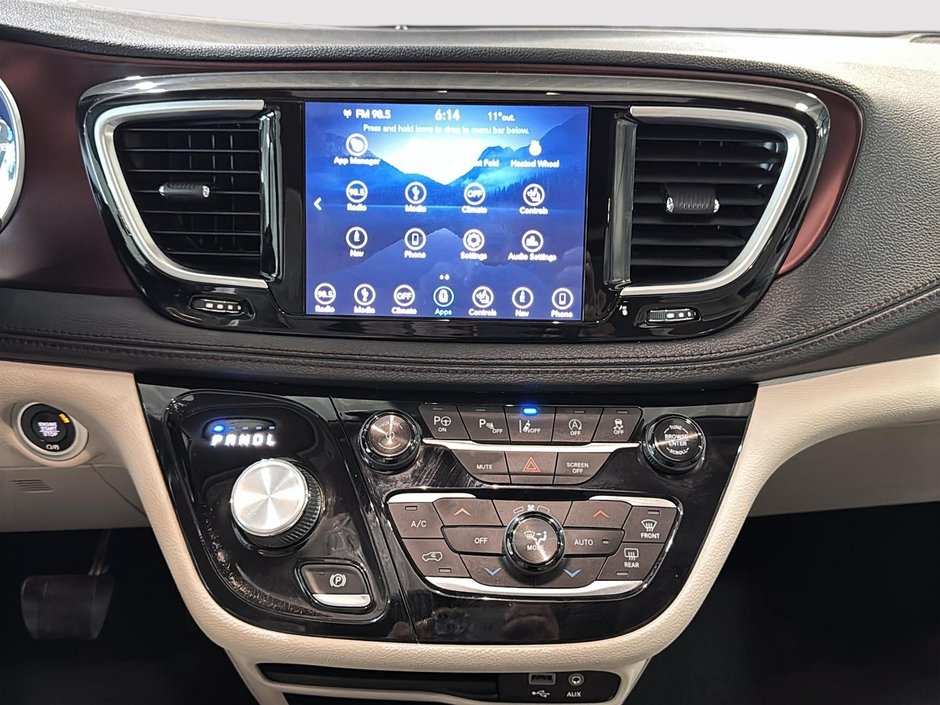 Chrysler Pacifica LIMITED GPS CUIR CARPLAY TOIT 2019-27
