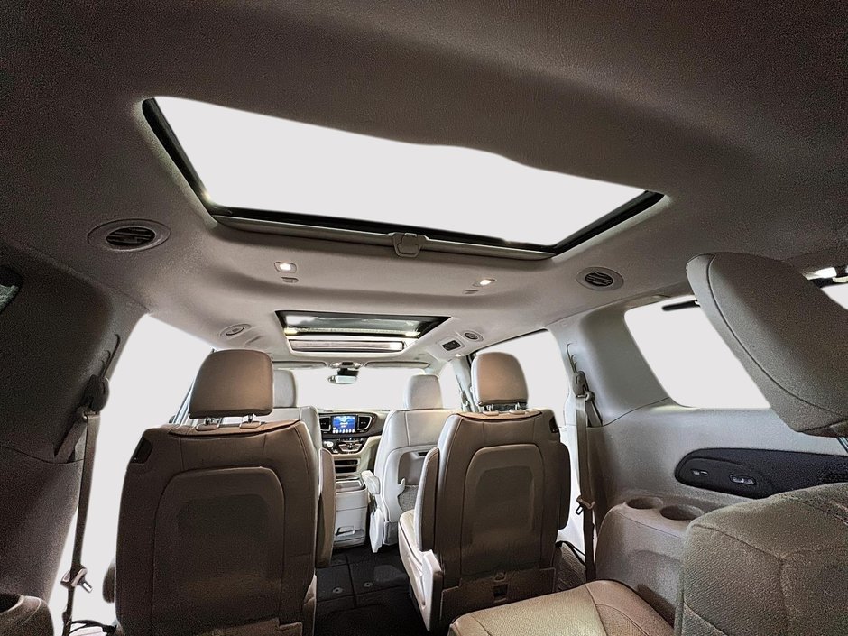 Chrysler Pacifica LIMITED GPS CUIR CARPLAY TOIT 2019-26