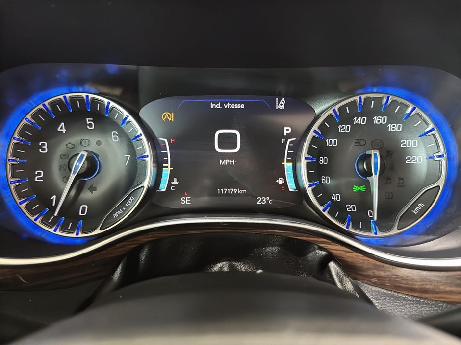Chrysler Pacifica LIMITED 8 PASS GPS CUIR GPS HARMAN KARDON TOIT 2021-38
