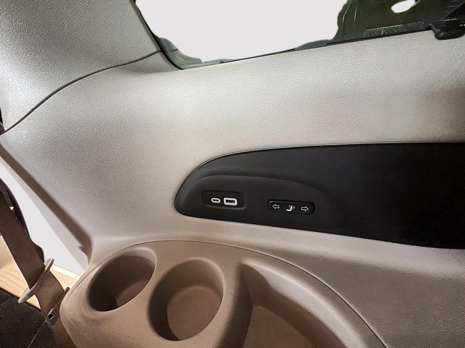 Chrysler Pacifica LIMITED 8 PASS GPS CUIR GPS HARMAN KARDON TOIT 2021-44