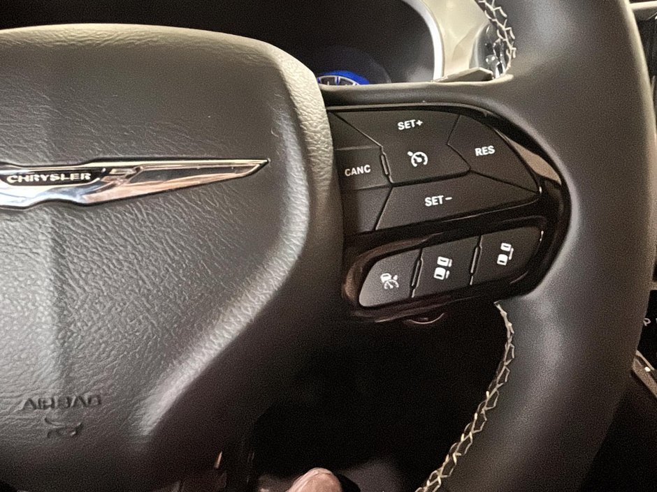 Chrysler Pacifica S APPEARANCE TOURING L CUIR TOIT CAM GPS 2024-31