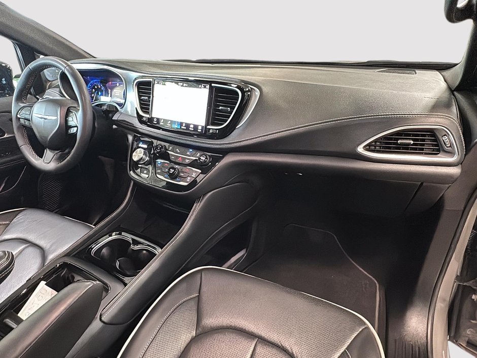 Chrysler Pacifica LIMITED GPS CUIR CARPLAY TOIT 2025-18