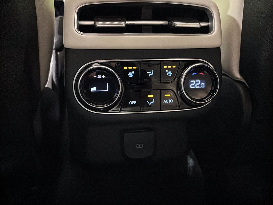 GENESIS Electrified GV70 2.5T PRESTIGE AWD CAM 360 TOIT PANO 2023-27