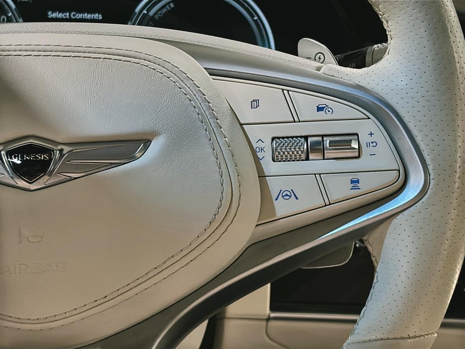 GENESIS Electrified GV70 2.5T PRESTIGE AWD CAM 360 TOIT PANO 2023-25