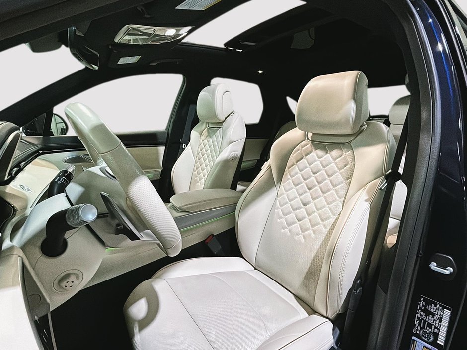 GENESIS Electrified GV70 2.5T PRESTIGE AWD CAM 360 TOIT PANO 2023-13