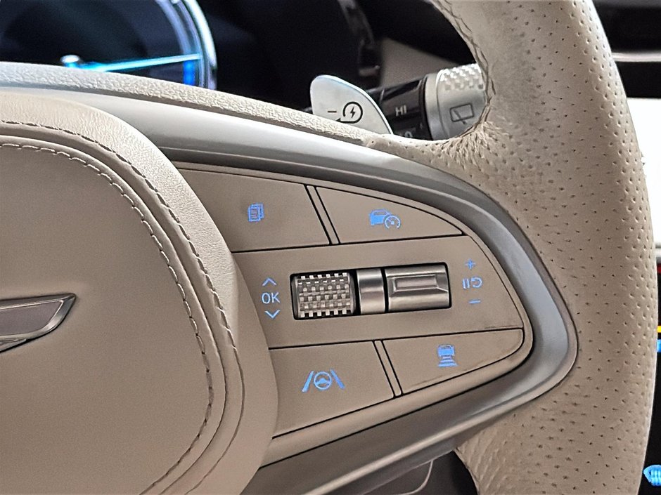 GENESIS Electrified GV70 PRESTIGE AWD TOIT PANORAMIQUE CUIR NAVIGATION 2023-33