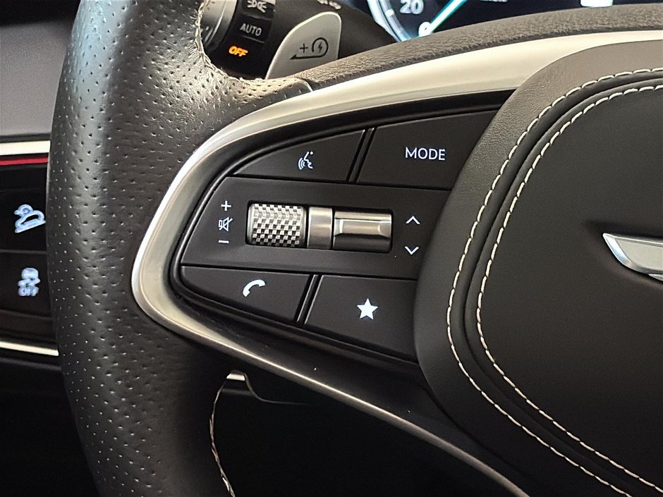 GENESIS Electrified GV70 PRESTIGE AWD TOIT PANORAMIQUE CUIR NAVIGATION 2024-29