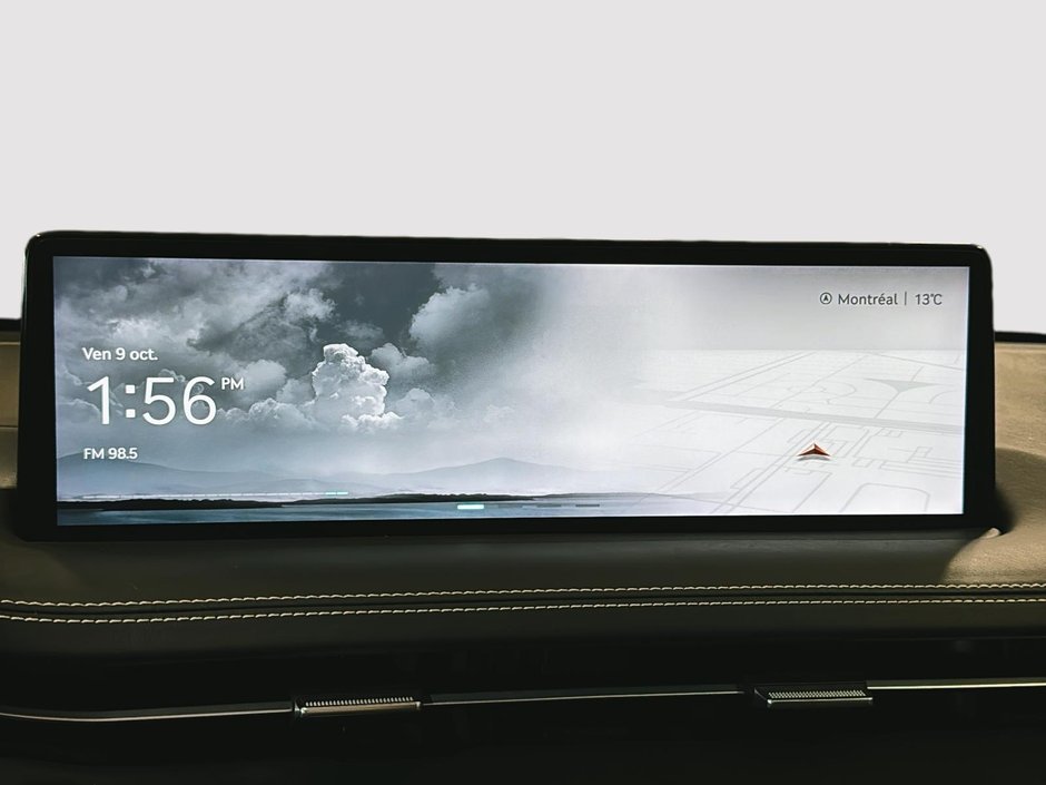 GENESIS Electrified GV70 PRESTIGE AWD TOIT PANORAMIQUE CUIR NAVIGATION 2024-22