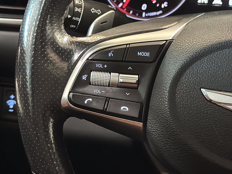2020 GENESIS G70 2.0T PRESTIGE TOIT OUVRANT GPS CUIR CARPLAY-34