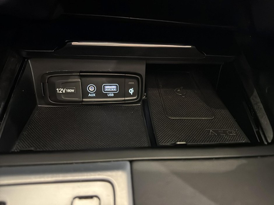 GENESIS G70 3.3T PRESTIGE CUIR TOIT CAMERA GPS 2021-34