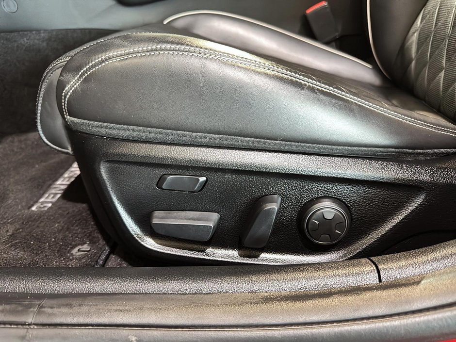 GENESIS G70 3.3T PRESTIGE CUIR TOIT CAMERA GPS 2021-20