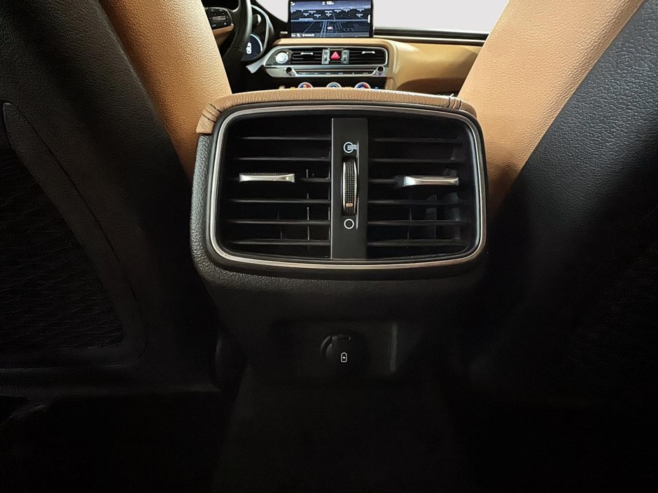 GENESIS G70 3.3T V6 ADVANCED CUIR CHAUFFANT CAMERA GPS 2022-34
