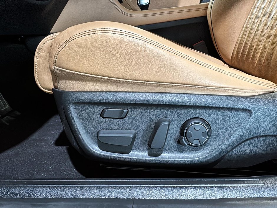 GENESIS G70 3.3T V6 ADVANCED CUIR CHAUFFANT CAMERA GPS 2022-15