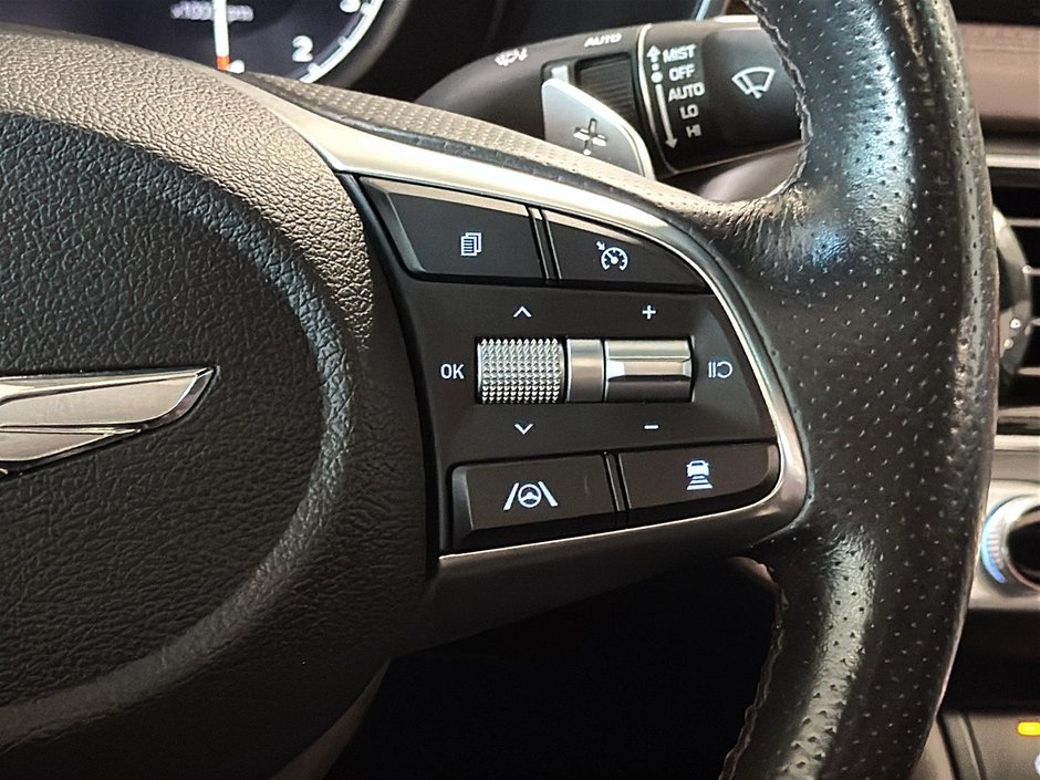 2022 GENESIS G70 2.0T ADVANCED AWD TOIT OUVRANT CUIR GPS-34