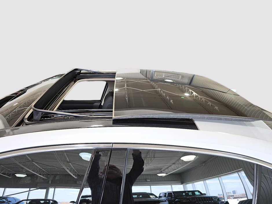 GENESIS G70 2.0T ADVANCED AWD 252HP CUIR TOIT NAV CAMERA 2023-5