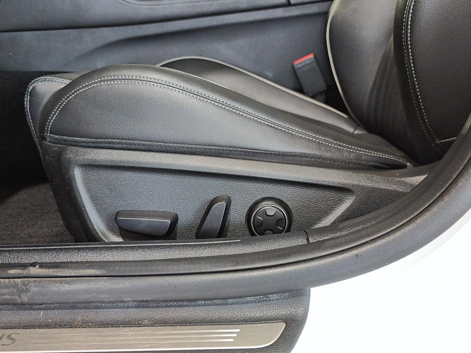 GENESIS G70 2.0T ADVANCED AWD 252HP CUIR TOIT NAV CAMERA 2023-16