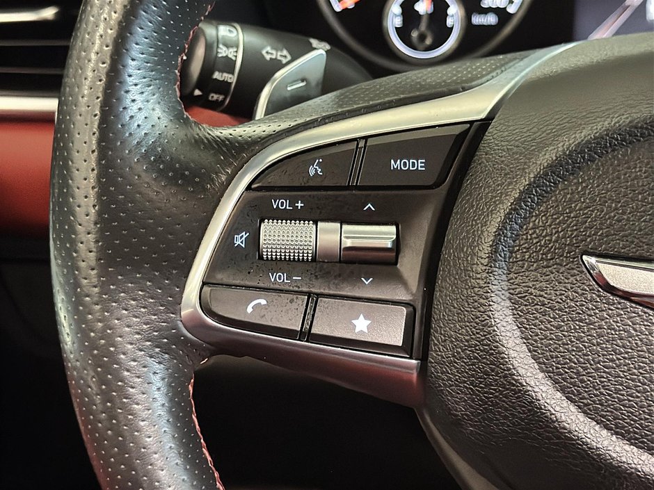 GENESIS G70 3.3T SPORT AWD 365 HP HEAD UP DISP CAM360 CUIR 2023-34