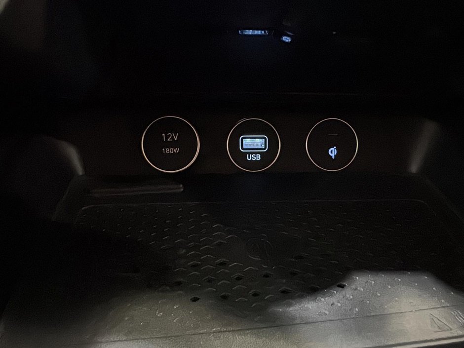 GENESIS G70 2.0T PRESTIGE AWD TOIT OUVRANT NAVIGATION CUIR 2023-38