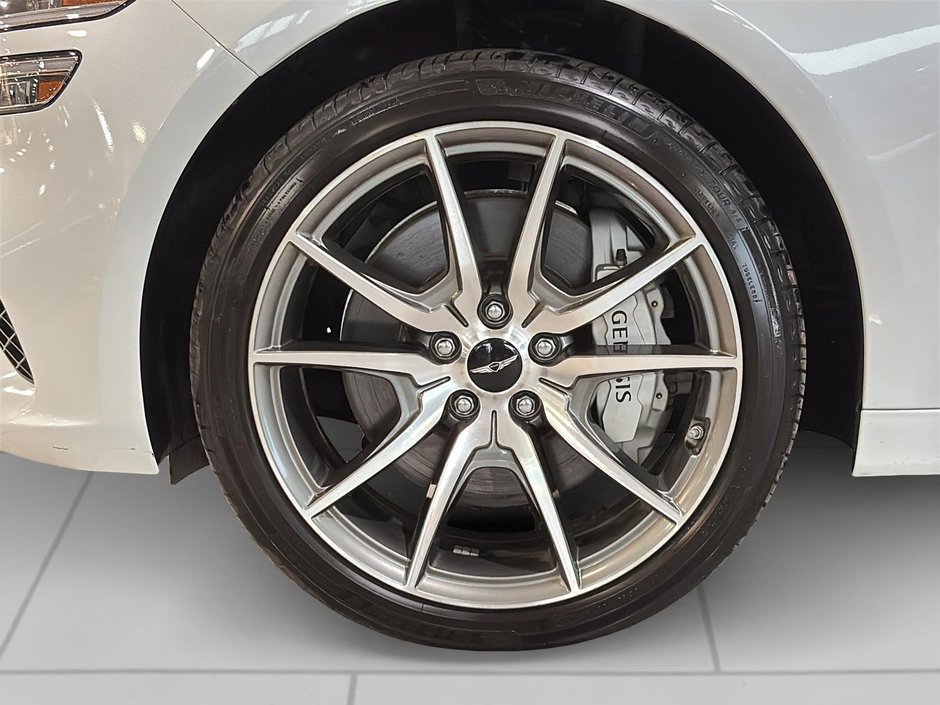 GENESIS G70 2.5T ADVANCED AWD CUIR TOIT PANO CAMERA NAV 2025-3