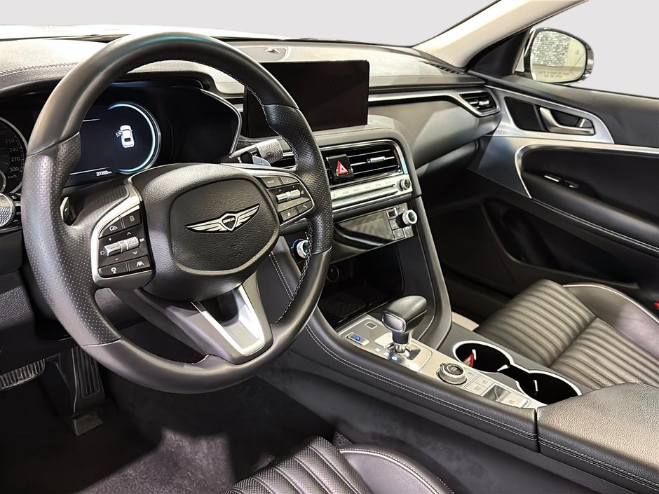 GENESIS G70 2.5T ADVANCED AWD CUIR TOIT PANO CAMERA NAV 2025-10