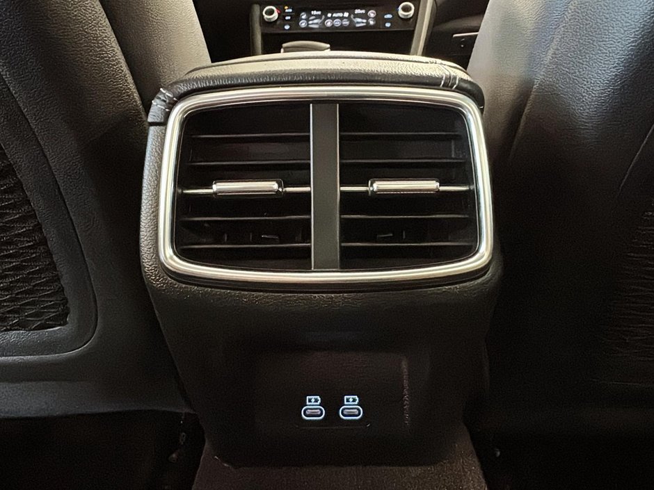 2025 GENESIS G70 2.5T ADVANCED AWD CUIR TOIT PANO CAMERA NAV-40