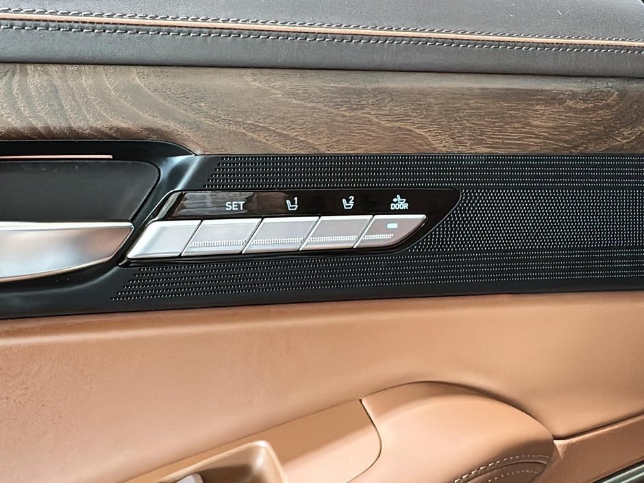 2020 GENESIS G90 5.0L Prestige 1 proprio SIEGES MASSANTS CUIR TOIT-42