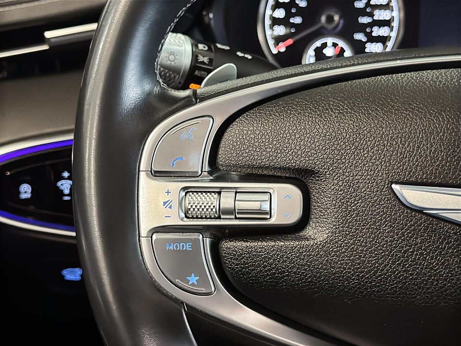 GENESIS GV70 2.5T ADVANCED PLUS TOIT CUIR CHAUFFANTS CAM360 GPS 2022-35