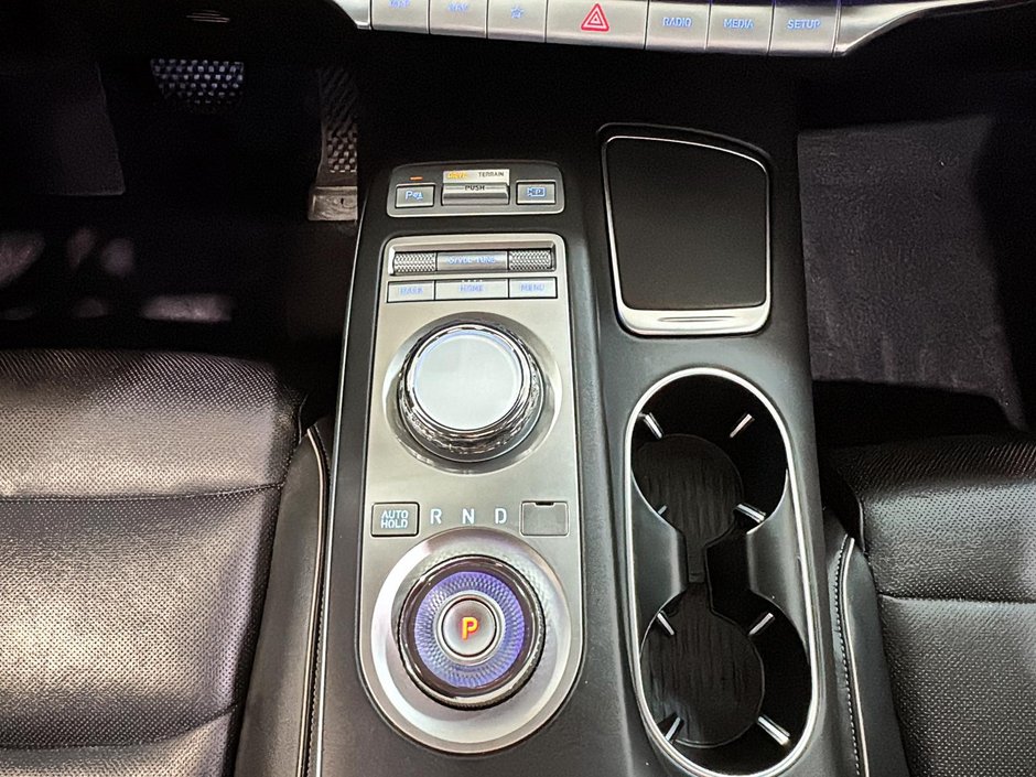 GENESIS GV70 2.5T ADVANCED PLUS TOIT CUIR CHAUFFANTS CAM360 GPS 2022-26