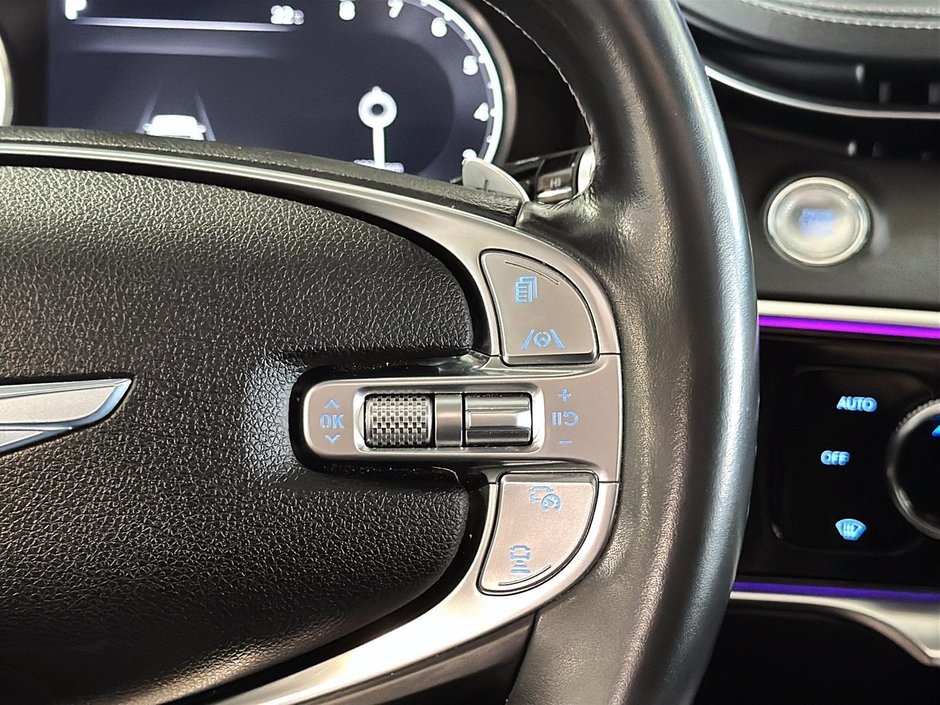 GENESIS GV70 2.5T ADVANCED PLUS TOIT CUIR CHAUFFANTS CAM360 GPS 2022-36