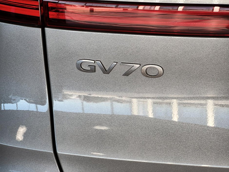 2022 GENESIS GV70 2.5T ADVANCED AWD 300HP TOIT GPS CUIR MAGS-12