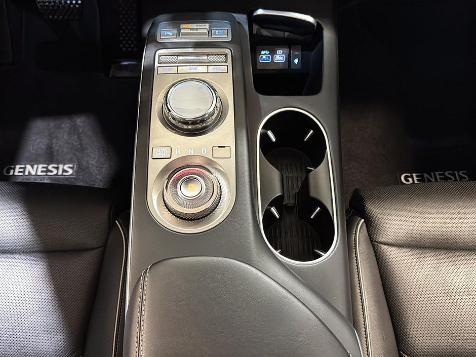 GENESIS GV70 2.5T ADVANCED AWD 300HP TOIT GPS CUIR MAGS 2022-25