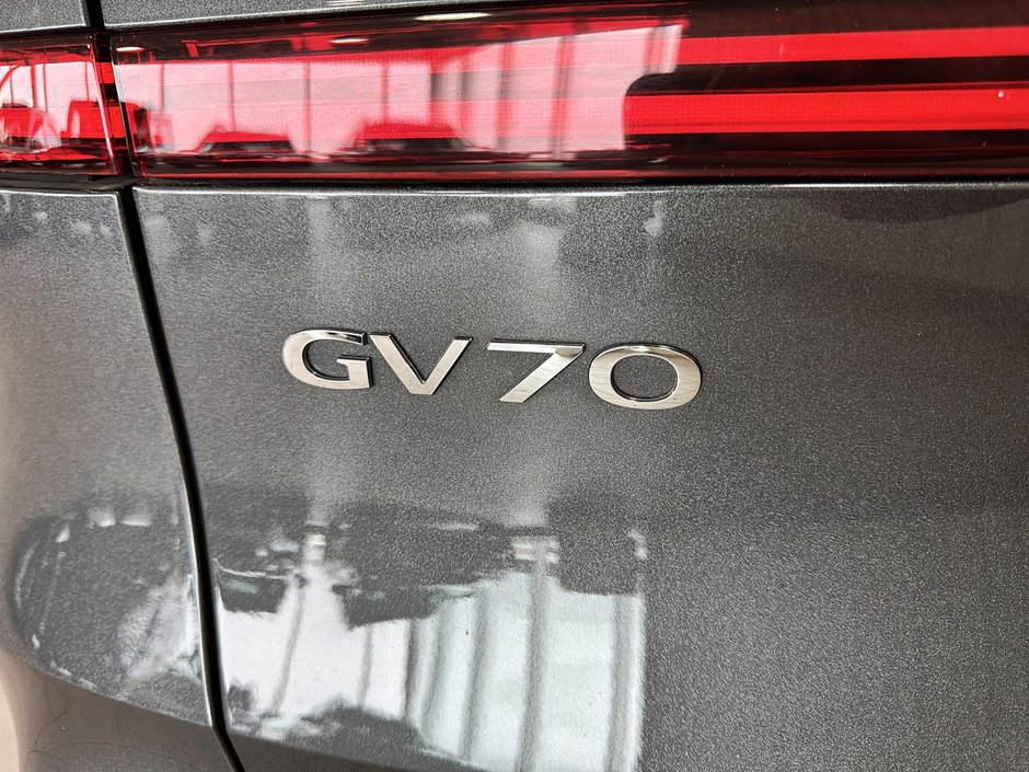 GENESIS GV70 2.5T ADVANCED AWD 300HP TOIT NAV CUIR MAGS 2023-12