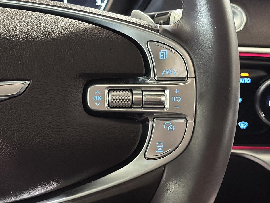 GENESIS GV70 2.5T ADVANCED AWD 300HP TOIT NAV CUIR MAGS 2023-37