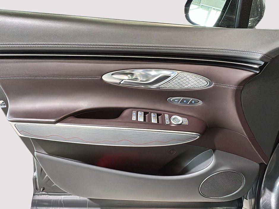 GENESIS GV70 2.5T ADVANCED AWD 300HP TOIT NAV CUIR MAGS 2023-19
