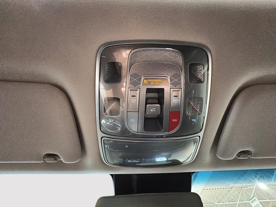 GENESIS GV70 2.5T ADVANCED AWD CUIR TOIT PANO CAMERA NAV 2023-41