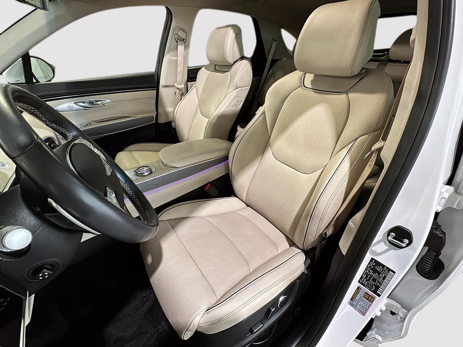 GENESIS GV70 2.5T ADVANCED CUIR TOIT GPS 2024-20