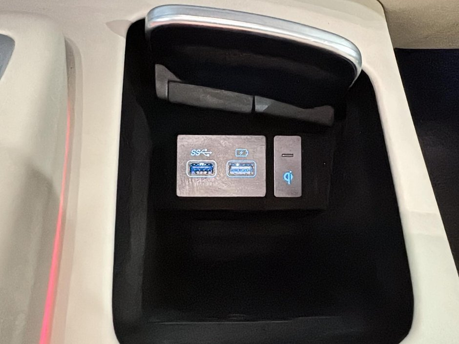 2024 GENESIS GV70 2.5T ADVANCED PLUS TOIT CUIR CHAUFFANTS CAM360 GPS-40