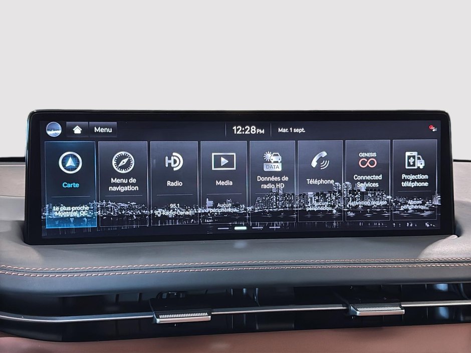 GENESIS GV70 2.5T ADVANCED PLUS TOIT CUIR CHAUFFANTS CAM360 GPS 2024-29