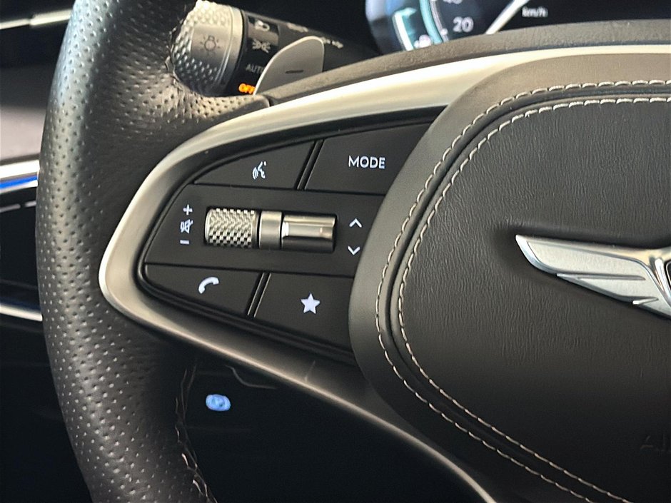 GENESIS GV70 3.5T SPORT PLUS AWD 375HP HUD TOIT OUVRANT CUIR 2025-35