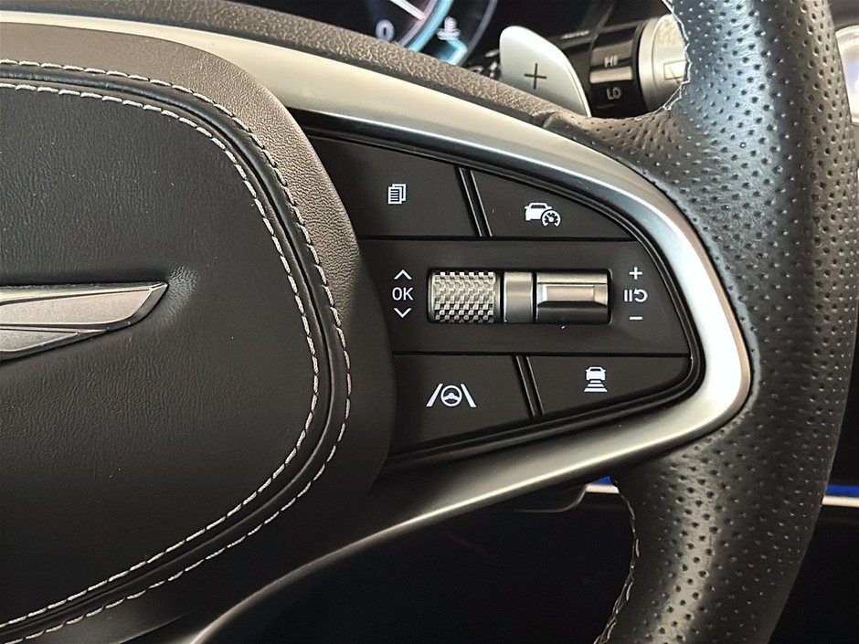 GENESIS GV70 3.5T SPORT PLUS AWD 375HP HUD TOIT OUVRANT CUIR 2025-36