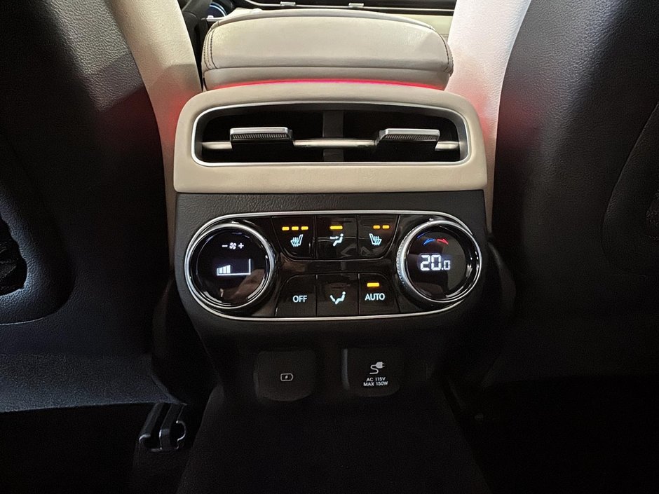 GENESIS GV70 2.5T ADVANCED PLUS TOIT CUIR CHAUFFANTS CAM GPS 2025-36